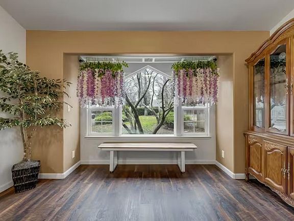 Take selfies by the window! *This is a shared space with other guests*