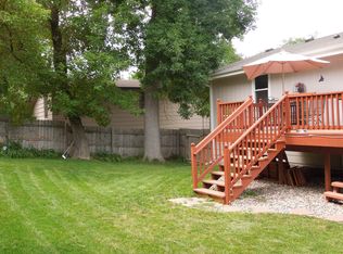 5917 Sunset Rd, Mound, MN 55364