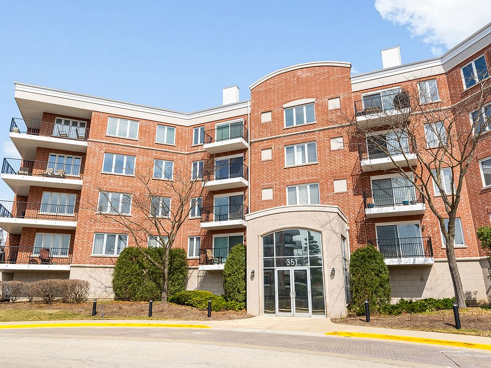 1st image of 351 Town Place Cir APT 508