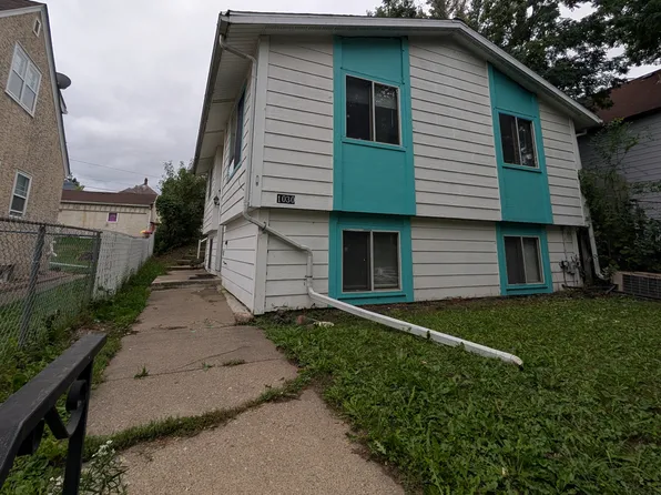 (undisclosed Address), Saint Paul, MN 55106