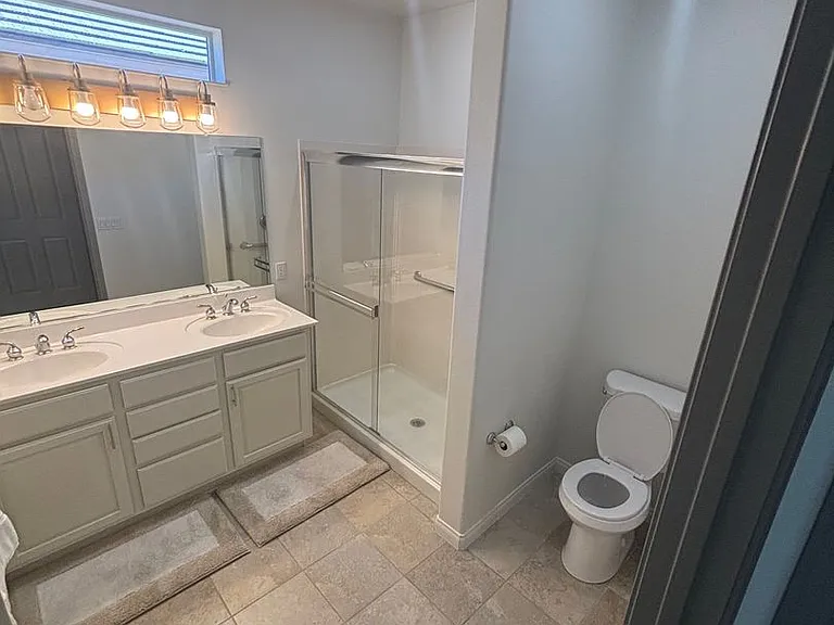 11083 Port Royale Ct — Photo 7