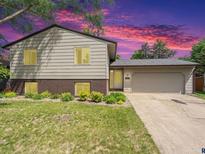 5716 W Bluestem St, Sioux Falls, SD, 57106