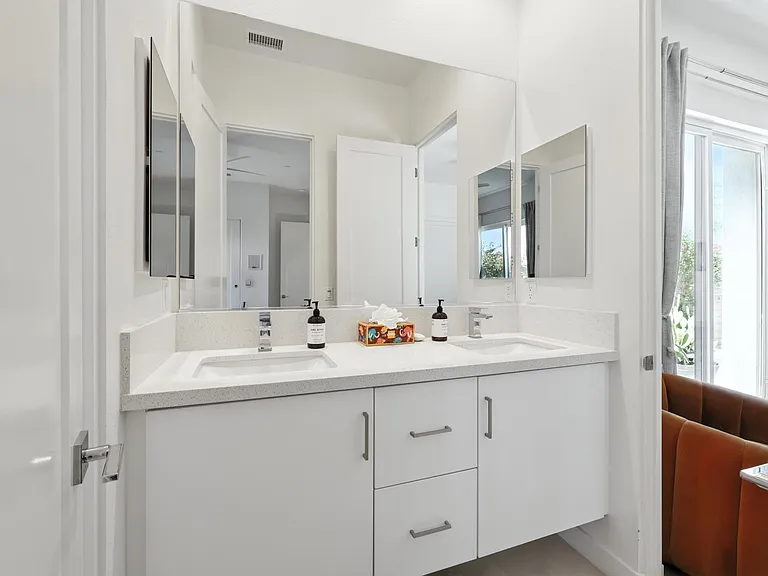 3345 Ambassador Dr — Photo 19
