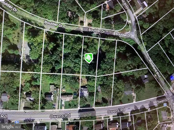 5121 Boulder Dr, Oxon Hill, MD 20745