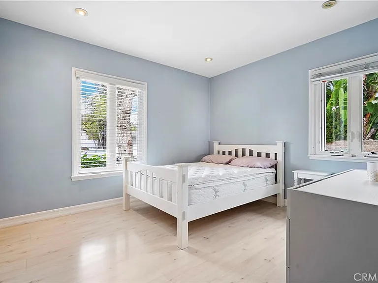5362 Yolanda Ave — Photo 15