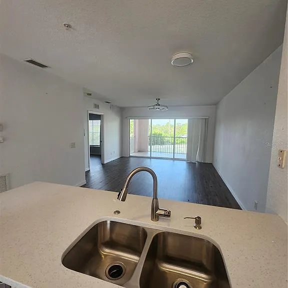 2061 Willow Hammock Cir #202 — Photo 7