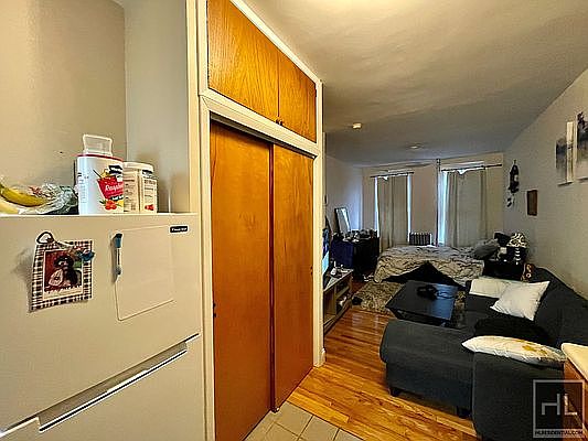 4th image of 34-38 42nd St #1L