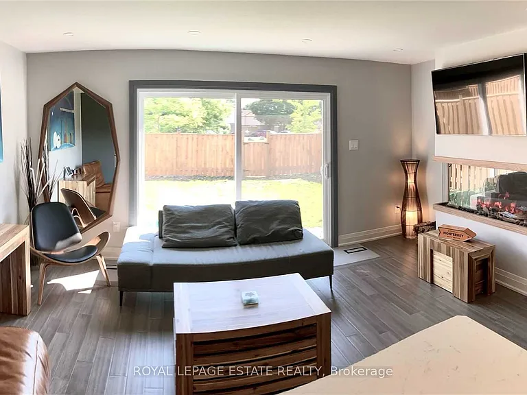 35 Queenslea Dr #70 — Photo 11