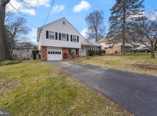 954 Edwards Dr, Springfield, PA 19064