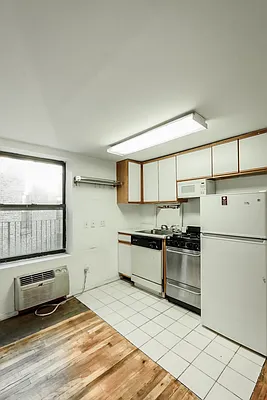 Rented by Metropolitan Property Group | media 14