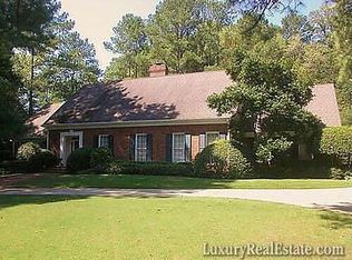 3764 Dumbarton Rd NW, Atlanta, GA 30327