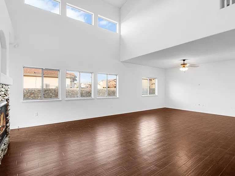 7085 Century Plant Dr — Photo 24