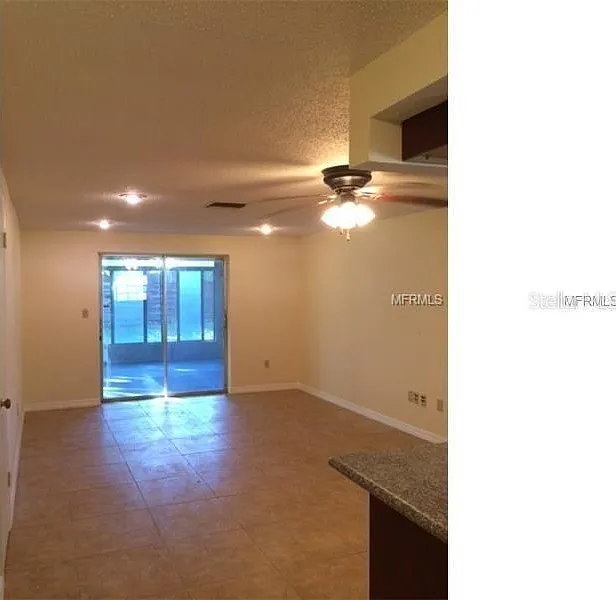 2 bed, 729 sqft, $1,695 — Photo 4