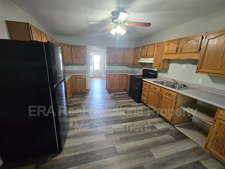 4806 US Highway 62 SW — Photo 4