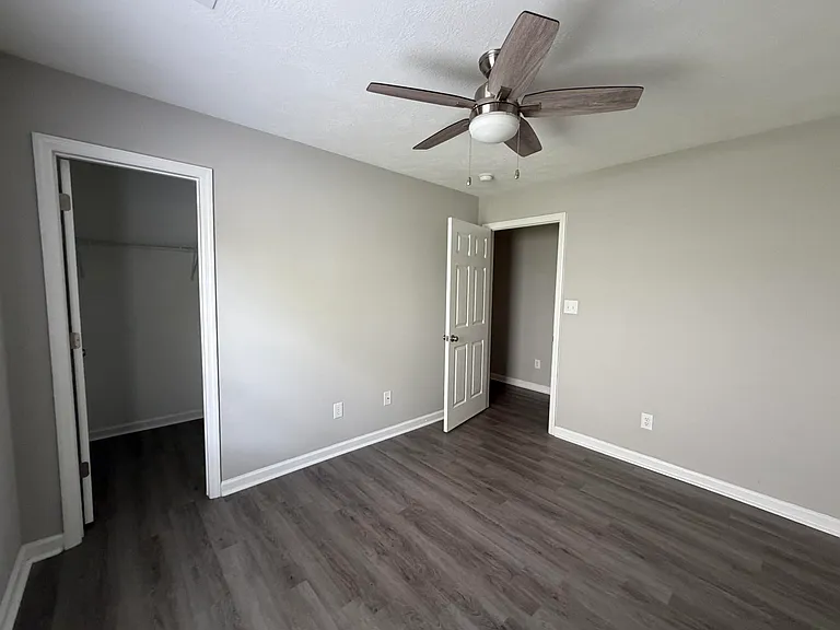 219 Long Creek Dr — Photo 24