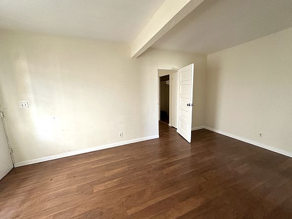 2nd image of 1033 26th St