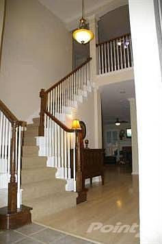 2nd image of 2813 Glen Hollow Dr