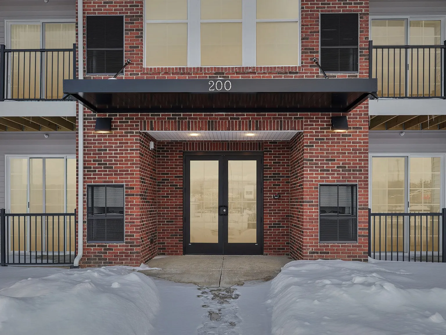 Berkshire Apartments — Photo 2