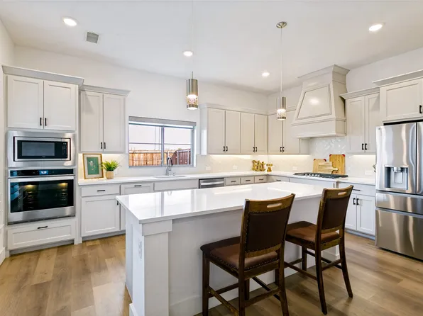 631 Verrine Way, Lewisville, TX 75056