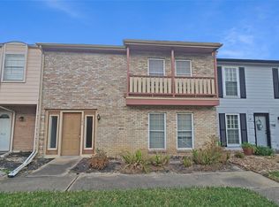 760 Thicket Ln #760, Houston, TX 77079