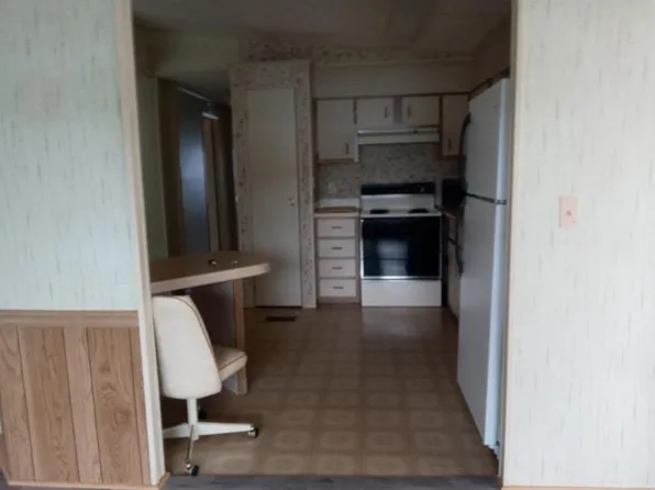 2383 Royal Palm Dr NE, Palm Bay, FL 32905