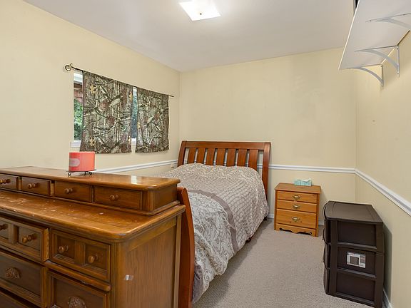 5th image of 7915 139th Avenue Ct E