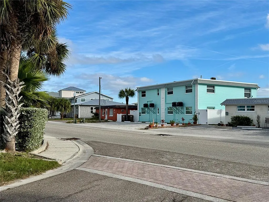 1 bed, 1.0 bath, 600 sqft, $2,000 — Photo 3