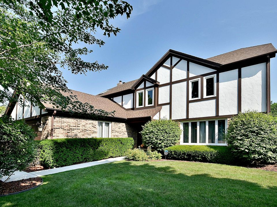 1st image of 2316 E Barberry Ct