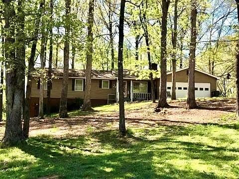1st image of 6204 Brookfield Dr