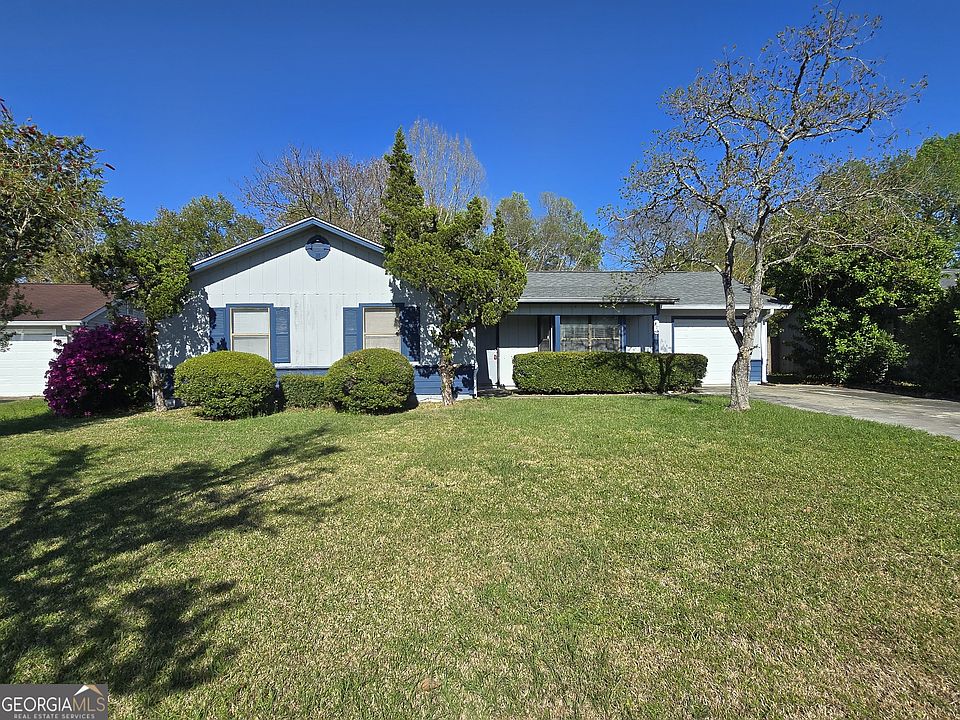 1st image of 425 Sunnyside Dr