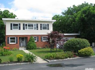 9 Purick St, Blue Point, NY 11715