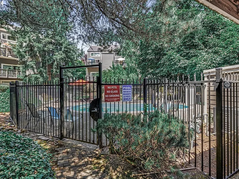 4640 Lower Dr — Photo 9