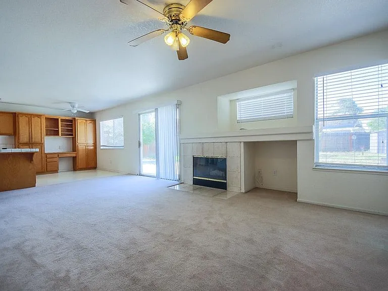 2193 Misquez Ln — Photo 21