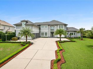 13 Island Club Dr, New Orleans, LA 70131