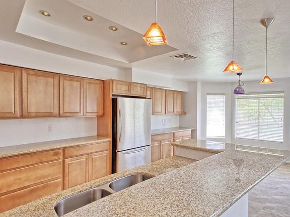 4th image of 16252 N 49th Pl