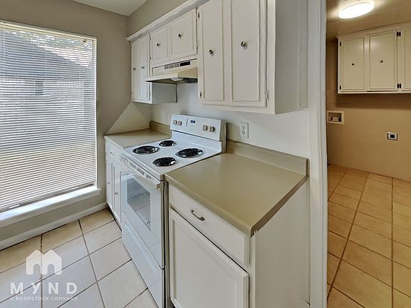 5th image of 304A W 36th St #304A