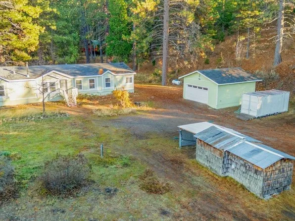 19348 2nd Ave, Weed, CA 96094
