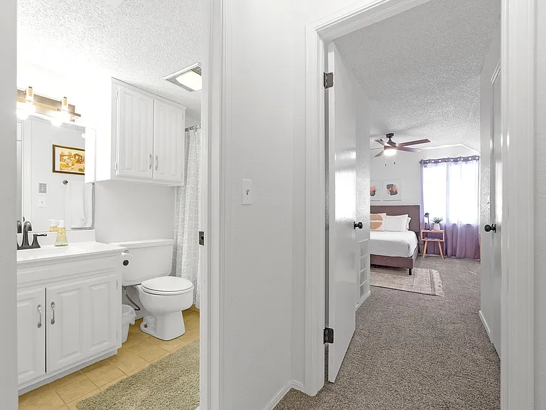 Full Bathroom #3 off Master Bedroom