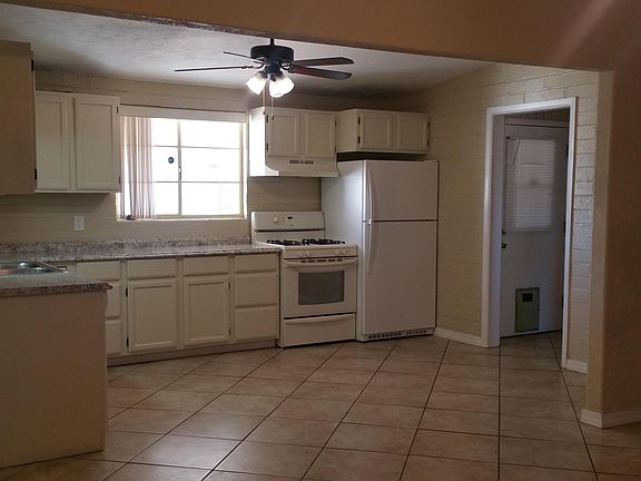 5th image of 1625 E Kelton Ln