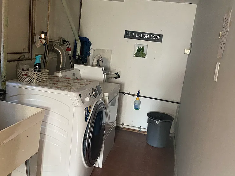 5432 S Menard Ave #1 — Photo 3