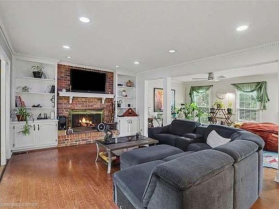 4th image of 4641 Sequoia Dr