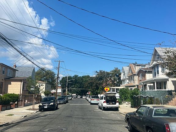 4th image of 111-31 157th St