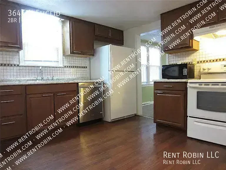 3645 N Euclid Ave — Photo 4