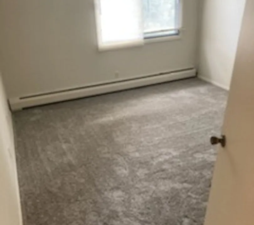 111 7th St N - Mora Apartments
