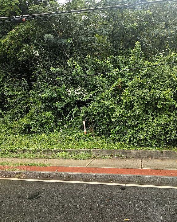 1st image of 1345 Memorial Dr SE