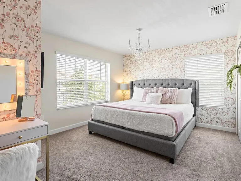 Romeo Cir — Photo 3