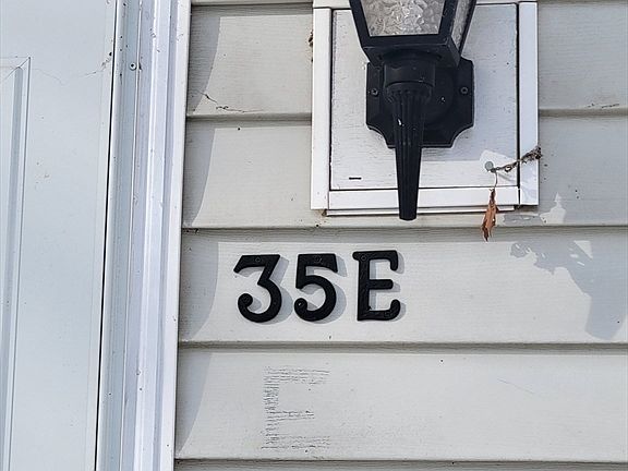 3rd image of 35 Genessee St APT E