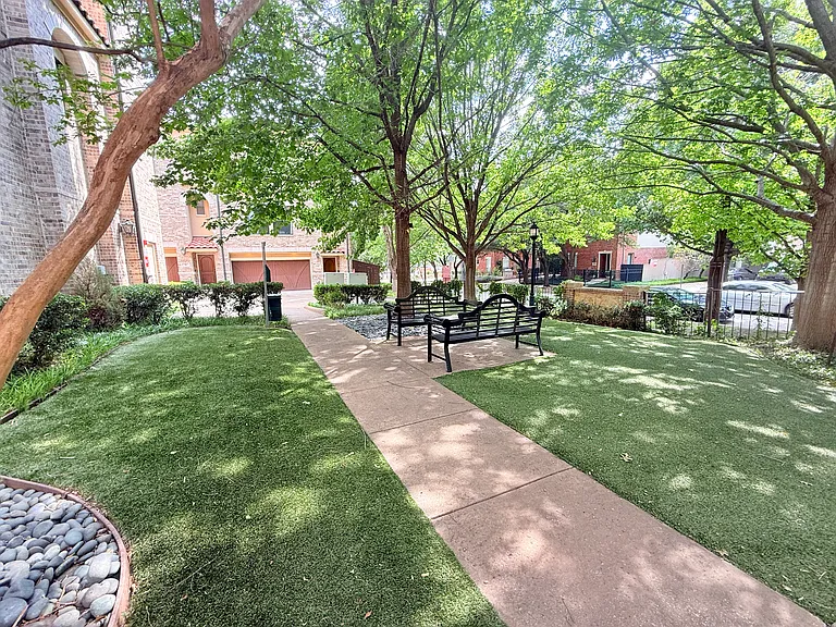 4230 Travis St #8 — Photo 46