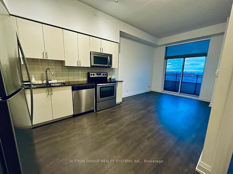 7900 Bathurst St #626 — Photo 4