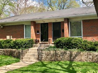 Osterman Ave, Deerfield, IL 60015